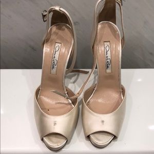 Oscar de la rente size 37. Bridal shoes